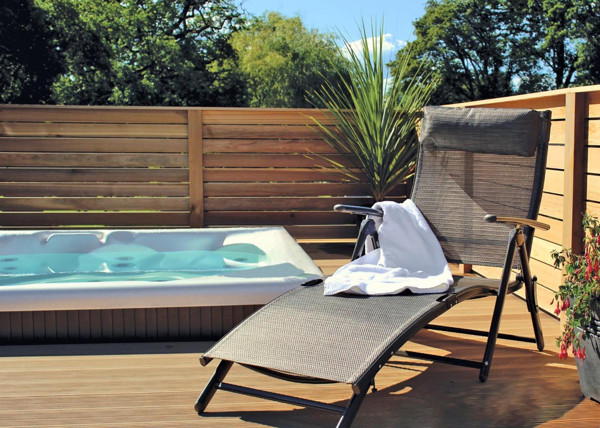 Upton Lakes Lodges Cullompton Buitenkant foto