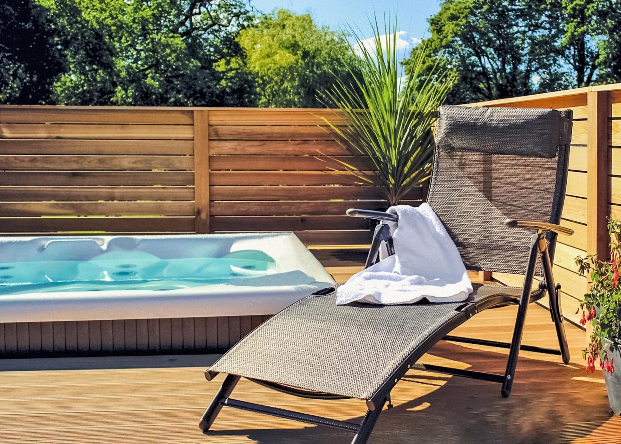 Upton Lakes Lodges Cullompton Buitenkant foto